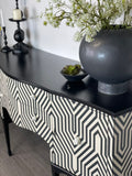Black and White contemporary sideboard | drinks cabinet |